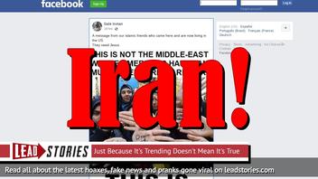 Fake News: Picture Does NOT Show Muslim Women in Michigan With `Down With USA´ Written On Their Hands