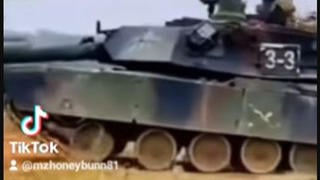 Fact Check: NOT Russia Vs. Ukraine Tank Battle -- Video Shows Abrams Tank Training