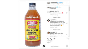 Fact Check: Bragg Apple Cider Vinegar Does NOT Use Apples Coated in 'Apeel'