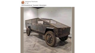 Fact Check: Image Claimed To Show '1930 Russian/Soviet Tarantaika' Is NOT Real Photo