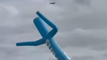 Fact Check: Video Does NOT Show London Southend Airport Beechcraft B200 Plane Crash 