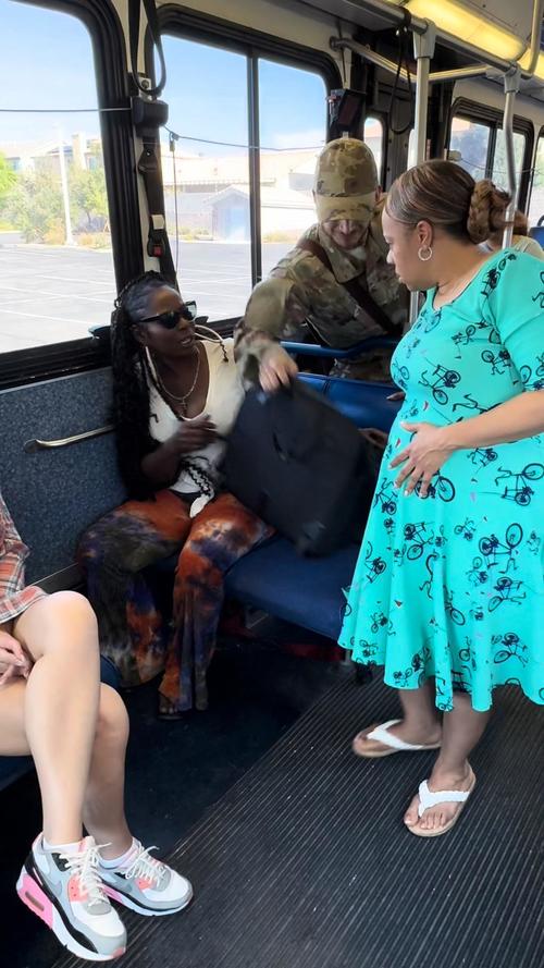 bus.jpg
