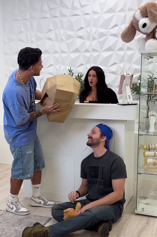 Screen Shot 2025-10-08 at 12.25.03 PM.png