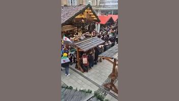 Fact Check: Video NOT 'New' And Does NOT Show Islamists Chanting 'Allah Akbar' In German Christmas Market -- 2024 Demonstration Celebrated Fall Of Syrian Dictator Assad
