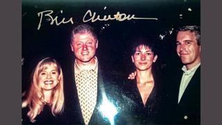Fact Check: Photo Does NOT Show Hillary Clinton Posing With Jeffrey Epstein And Ghislaine Maxwell -- It's Jimmy Buffett's Wife