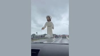 Fact Check: Inflatable Jesus Video Does NOT Show Real Event