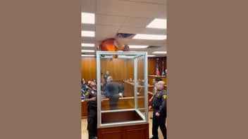 Fact Check: FAKE AI Video of Defendant Attempting Escape From Court Is NOT Authentic