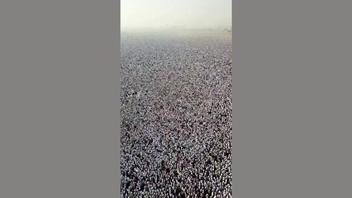 Fact Check: Video Does NOT Show Real Crowds At 2026 Hajj -- It Is AI-Generated