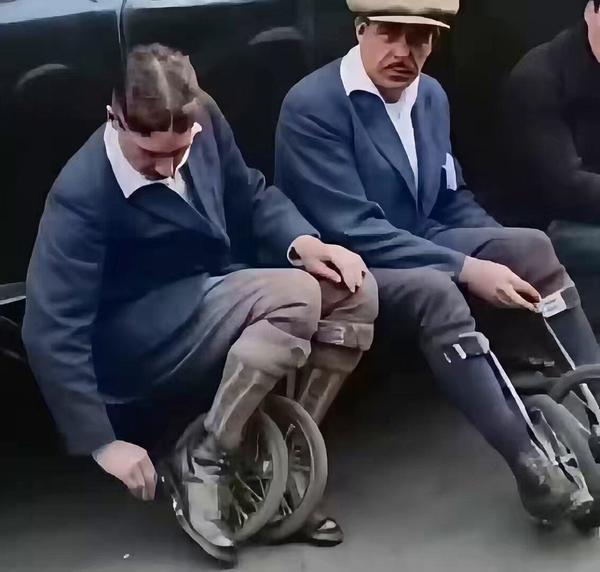 skatingup.jpg