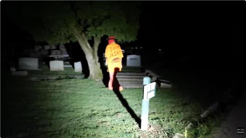 stalkeragain.jpg