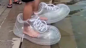 Prebunk: AI Videos Of 'Floating Shoes' Sink Under Scrutiny -- A Dry Look At Physically Impossible Footwear