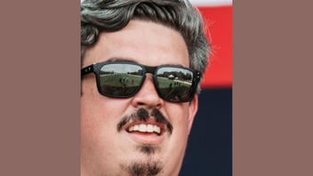 Fact Check: REAL Photo On Stage At Freedom 250 Concert Shows Only A Handful Of People Reflected In Mirror Sunglasses