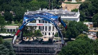 Fact Check: FAKE Image Shows UFC Stage At White House With 'Welcome to Costco' Banner -- Added By Google AI