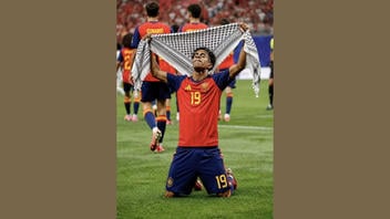 Fact Check: Lamine Yamal Did NOT Unfold Keffiyeh At Pitch During 2026 FIFA World Cup 