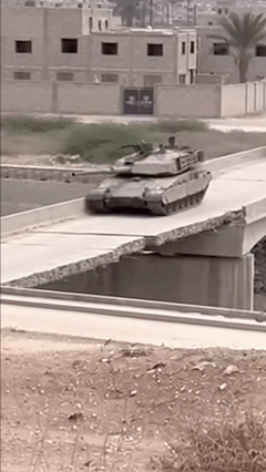 tankgif.gif