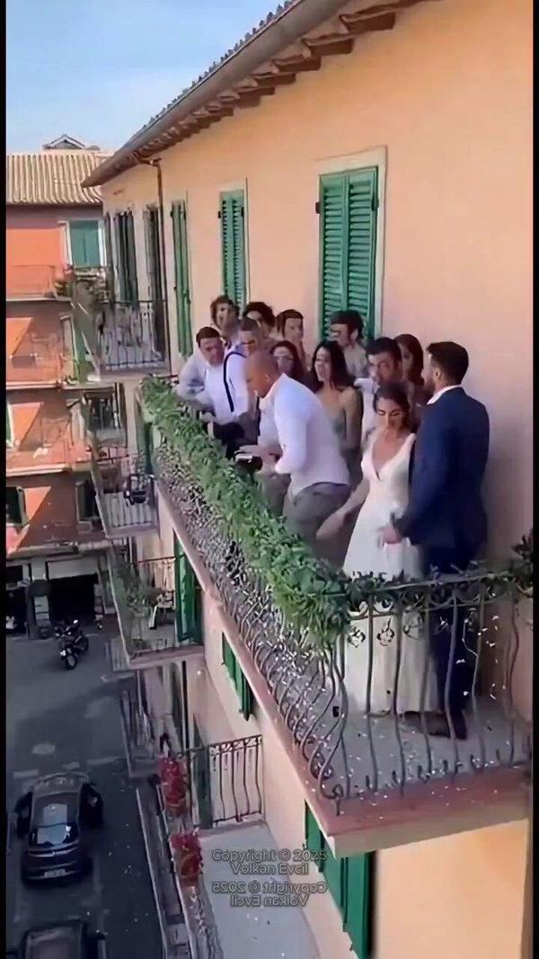 weddingthumbnail.jpg