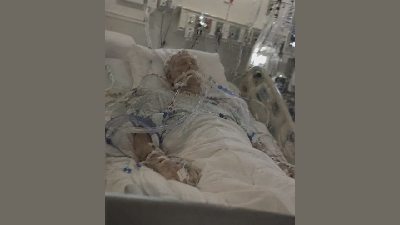 Fact Check: FAKE Photo Of Mitch McConnell On Life Support Was Generated Using OpenAI