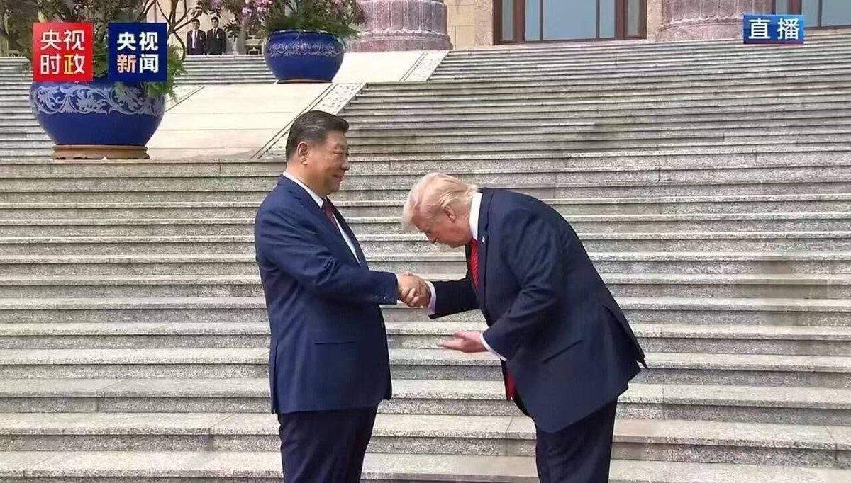 Trump bows.jpg